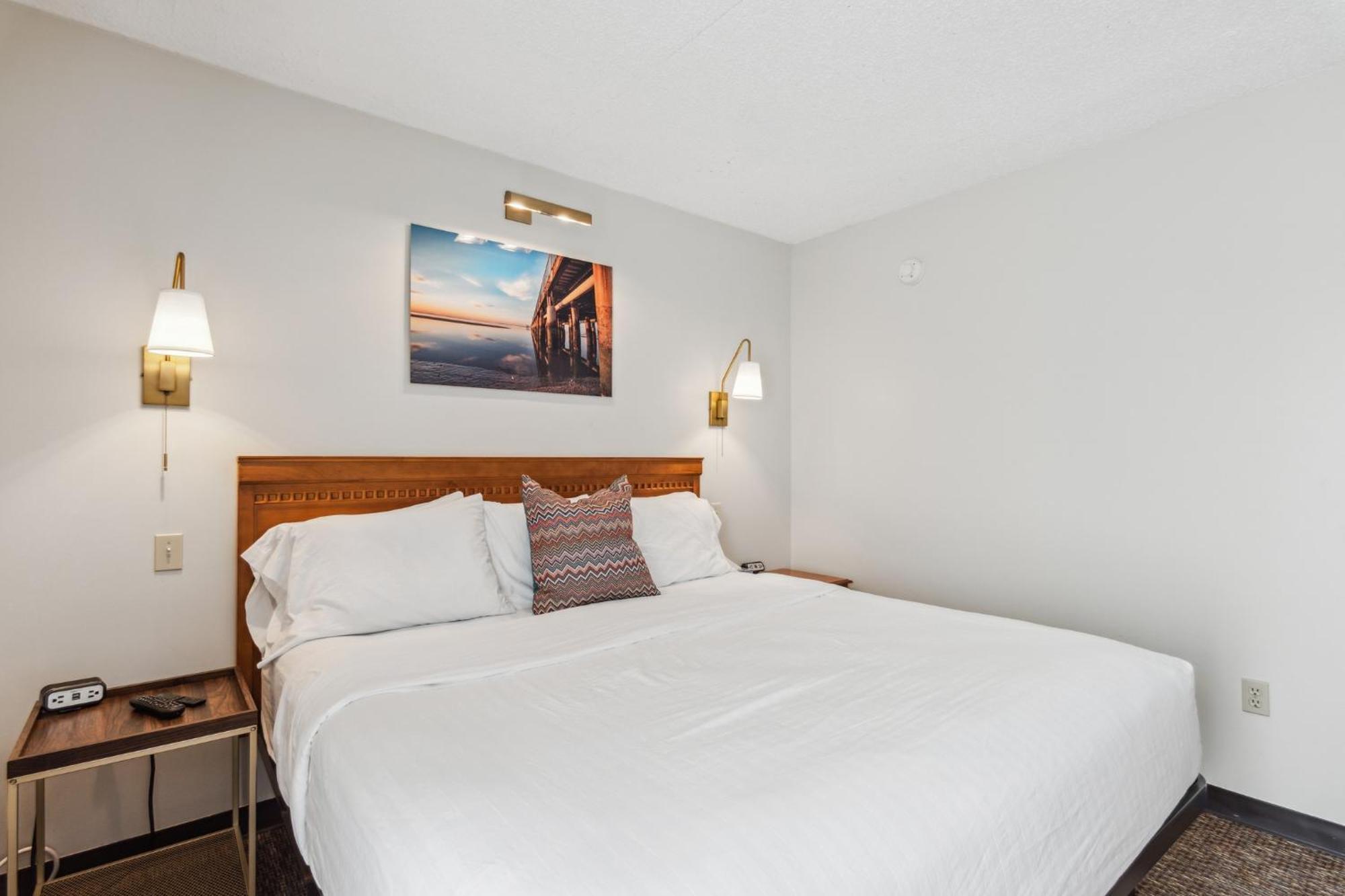 Cape Suites Room 8 - Free Parking! Hotel Room 레오보스 비치 외부 사진